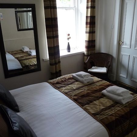 The Spinnaker Hotel Gourock Room photo