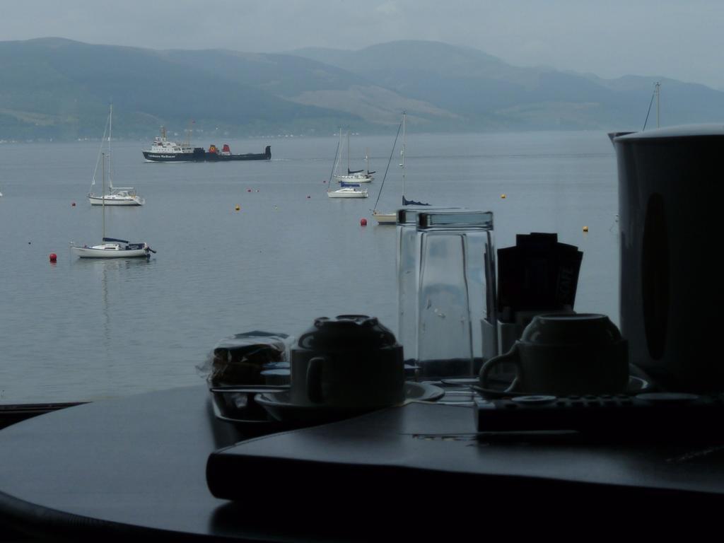 The Spinnaker Hotel Gourock Room photo