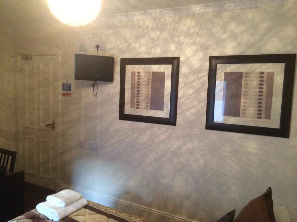 The Spinnaker Hotel Gourock Room photo